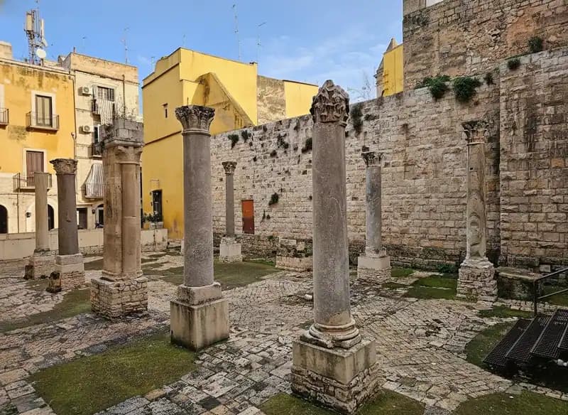Area Archeologica di San Pietro — Siti archeologici