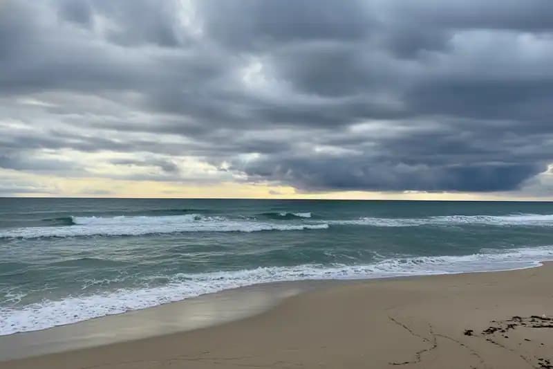 Spiaggia libera del fiume Chidro — San Pietro in Bevagna