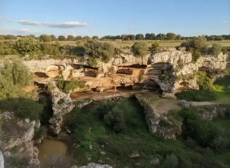 Wasserfall der Gravina di Riggio — Naturreservate