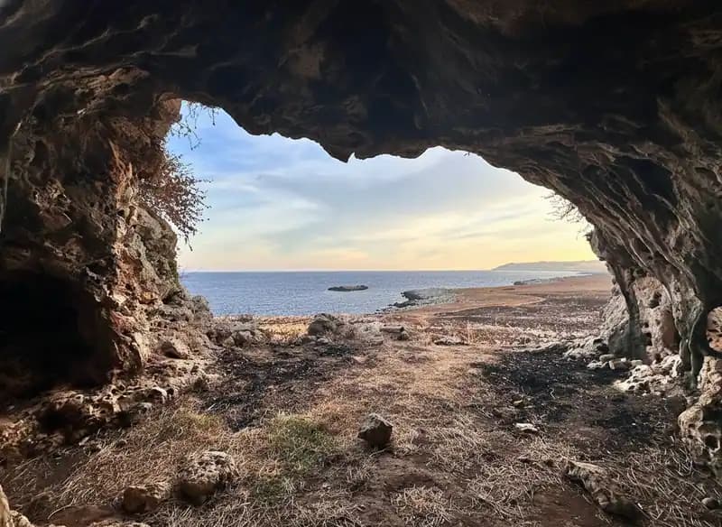 Grotta della Macchia — Grotte