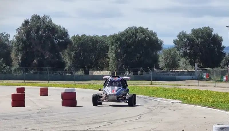Go-Kart-Bahn — Kartfahren