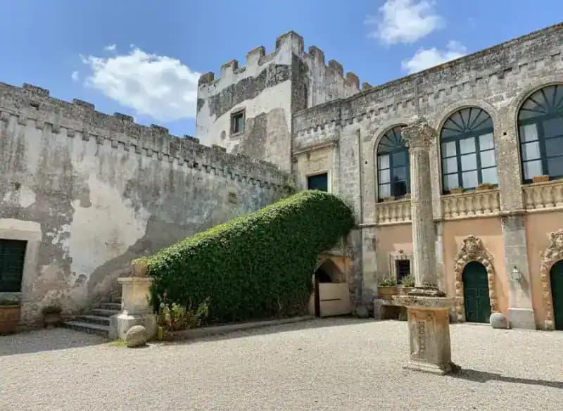Schloss der Familie Winspeare — Schlösser