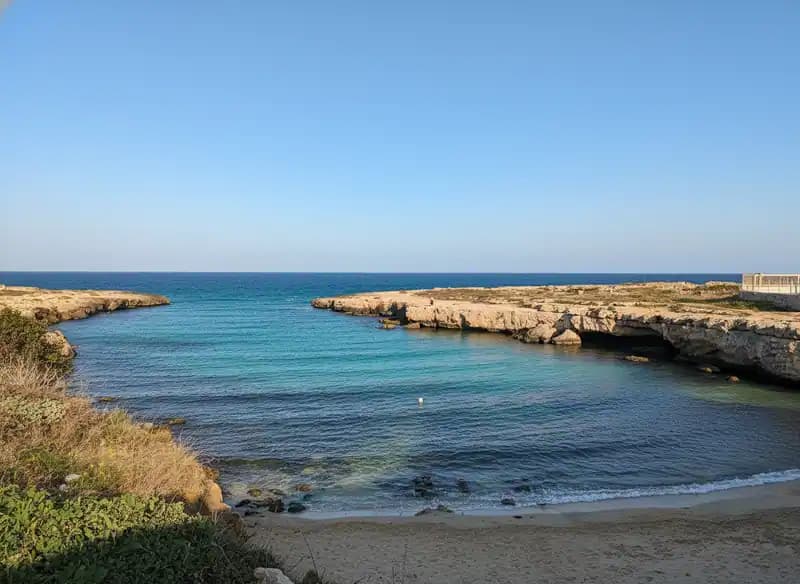 Cala Susca — Strand (freier Zugang)