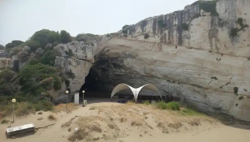Grottone Manaccora — Grotte
