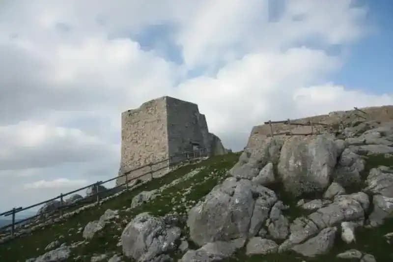 Castelpagano — Schlösser
