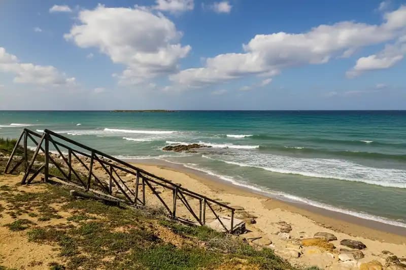 Punta Penna — Strand (freier Zugang)