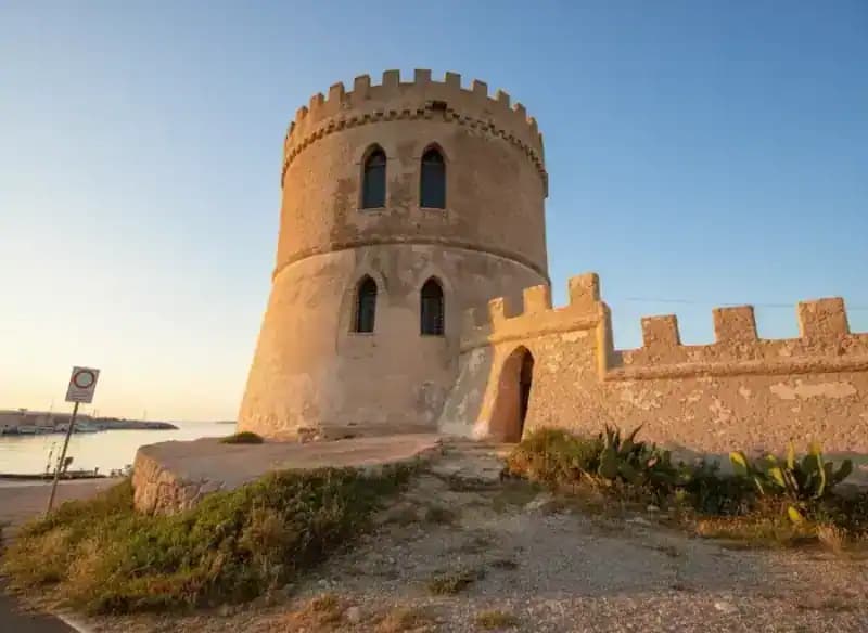 Torre Vado — Torri