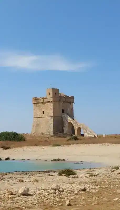Torre Squillace — Torri