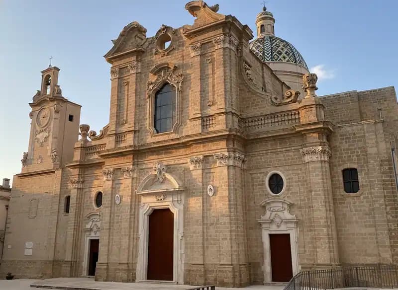 Päpstliche Basilika Kathedrale Santa Maria Assunta in Cielo — Heiligtümer