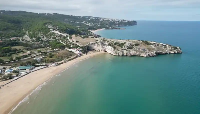 Mannacora Beach — Beach (free-access)