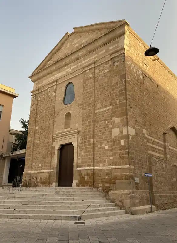Kirche San Paolo Eremita und G. Tarantini Diözesanmuseum — Kirchen