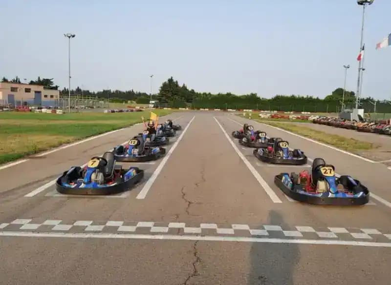 Euro Kart Bahn - Nationale Rennstrecke — Kartfahren
