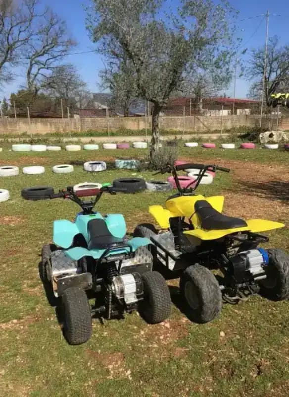 Quadlandia - Quad-Ausflüge - Mini-Quad-Strecke — Quad
