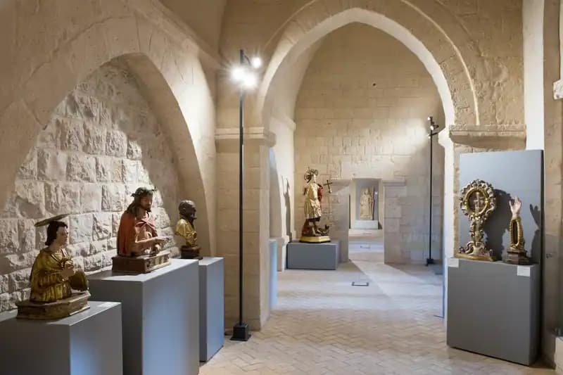 Mudima Museo Diocesano Matronei Altamura — Musei