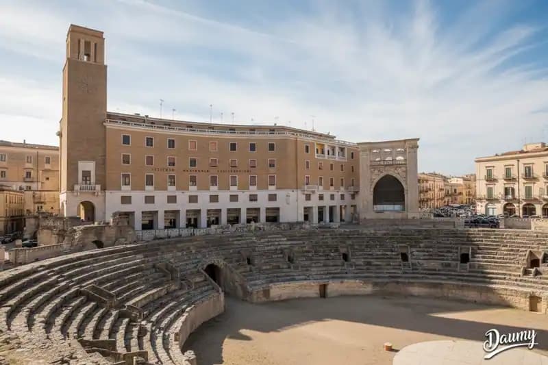 Anfiteatro Romano di Lecce — Siti archeologici