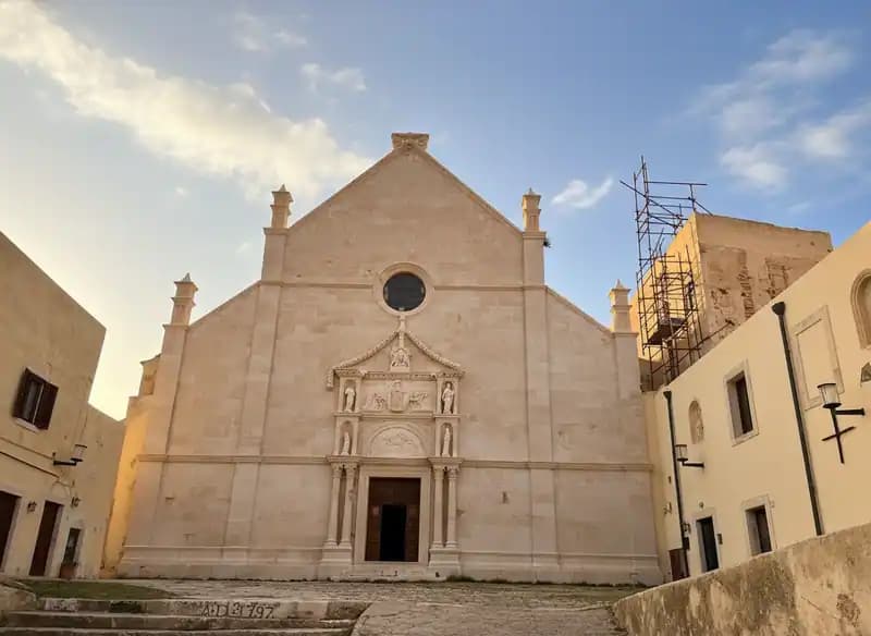 Heiligtum Santa Maria a Mare — Heiligtümer