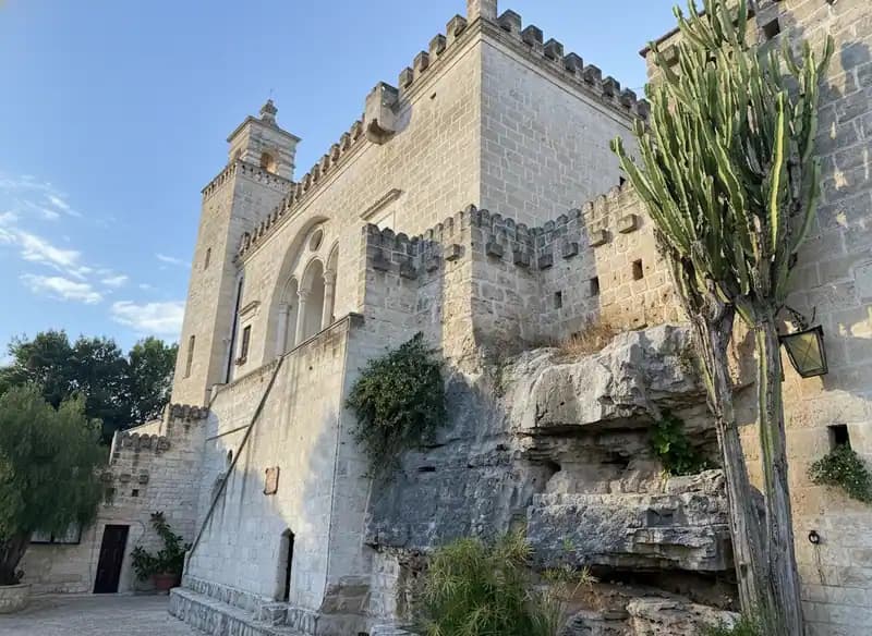 Heiligtum Madonna della Grotta — Heiligtümer