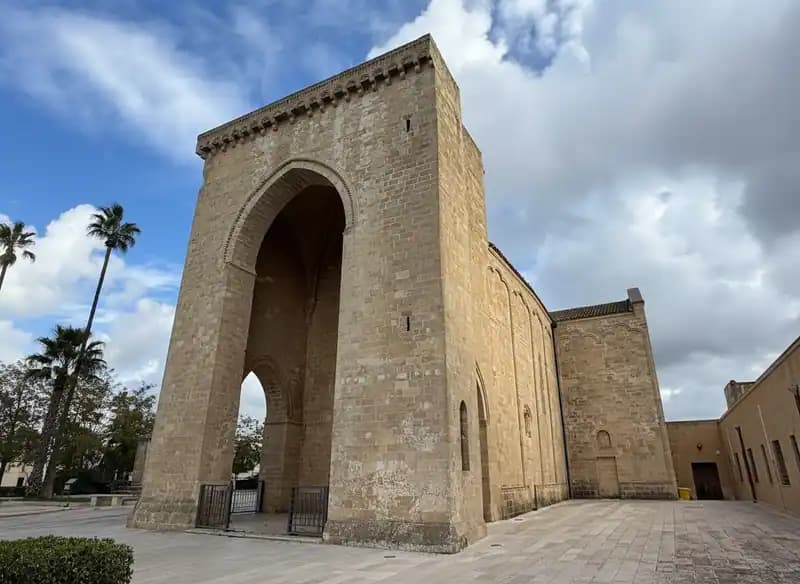Heiligtum Santa Maria della Lizza — Kirchen