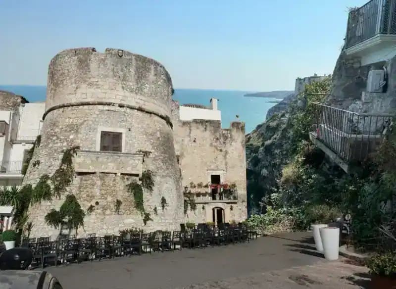 Castello di Peschici — Peschici