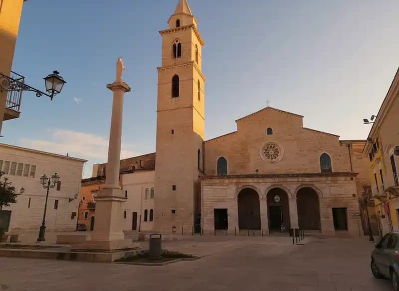 Kathedrale Santa Maria Assunta in Cielo — Andria