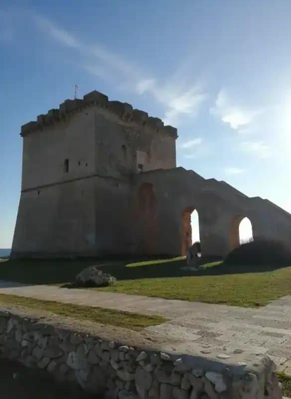 Schloss Cellino San Marco — Cellino San Marco